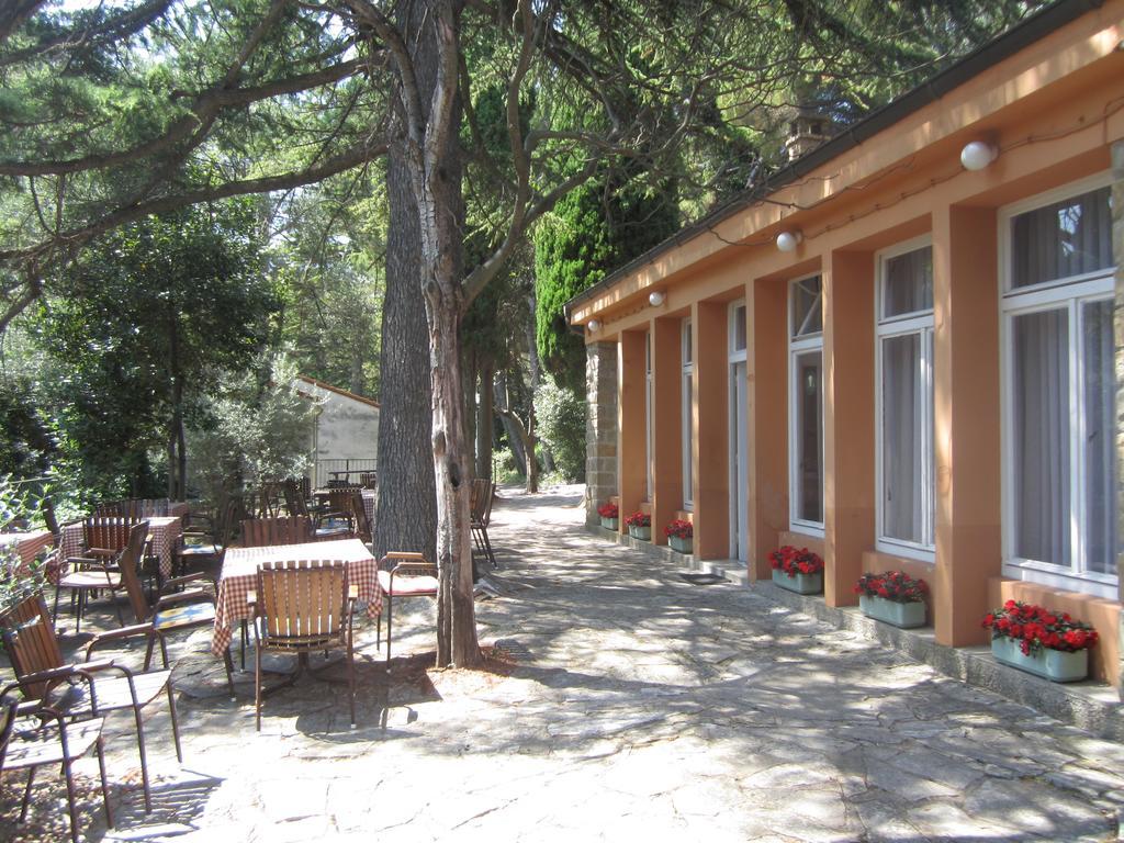 Dom Mladinske Knjige Fiesa Hotel Piran Luaran gambar